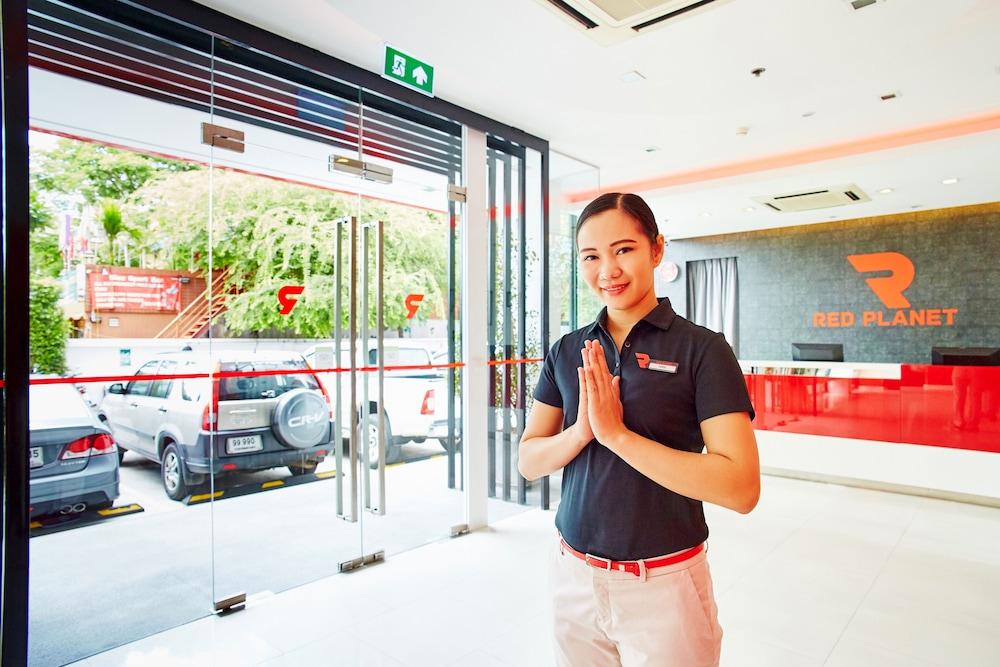 Red Planet Phuket Patong Hotell Eksteriør bilde