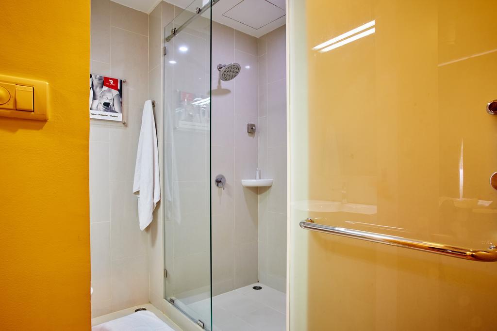 Red Planet Phuket Patong Hotell Eksteriør bilde