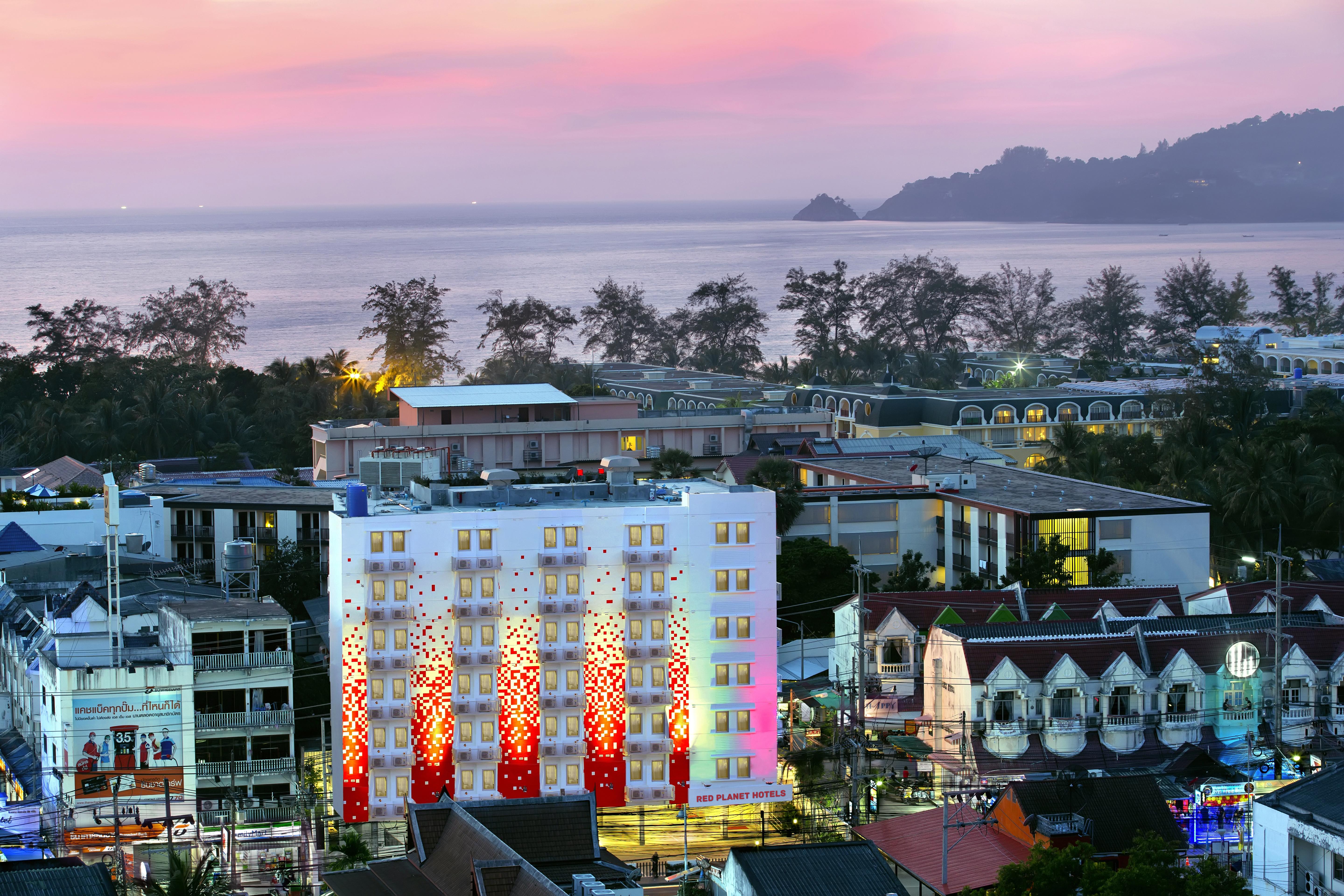Red Planet Phuket Patong Hotell Eksteriør bilde