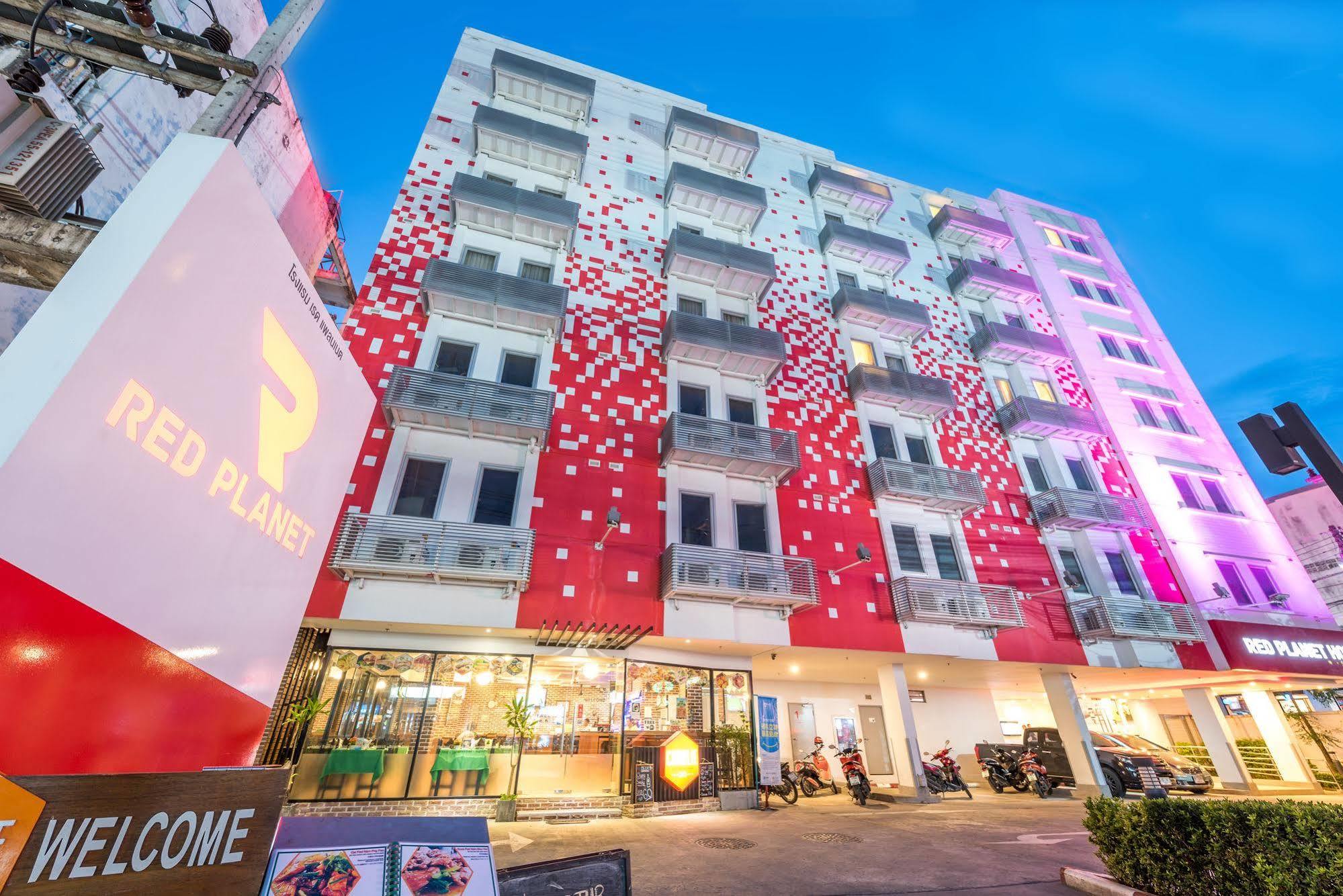 Red Planet Phuket Patong Hotell Eksteriør bilde
